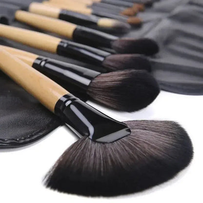 Handle Color: black - Gift Bag Of  24 pcs Makeup Brush Sets Professional Cosmetics Brushes Eyebrow Powder Foundation Shadows Pinceaux Make Up Tools