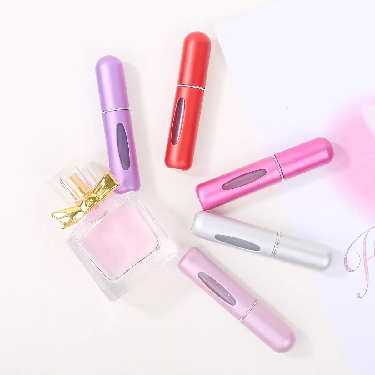 Color: Light green - 5ml Perfume Refill Bottle Portable Mini Refillable Spray Jar Scent Pump Empty Cosmetic Containers Atomizer for Travel Tool Hot